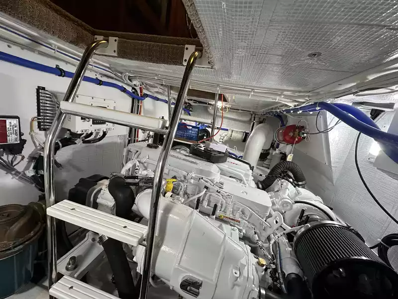 Boat engine room in a metal hull, a tight space that makes wireless signal and winter monitoring more difficult.